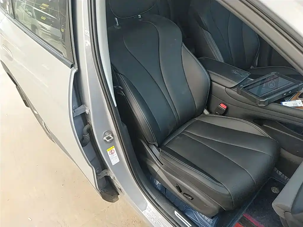 BYD Hai Shi 05 EV 2025 520KM Smart Navigation Edition фото 25
