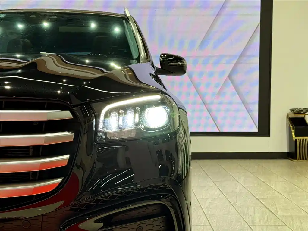 Mercedes-Benz GLS 2024 Model GLS 450 4MATIC Luxury фото 6
