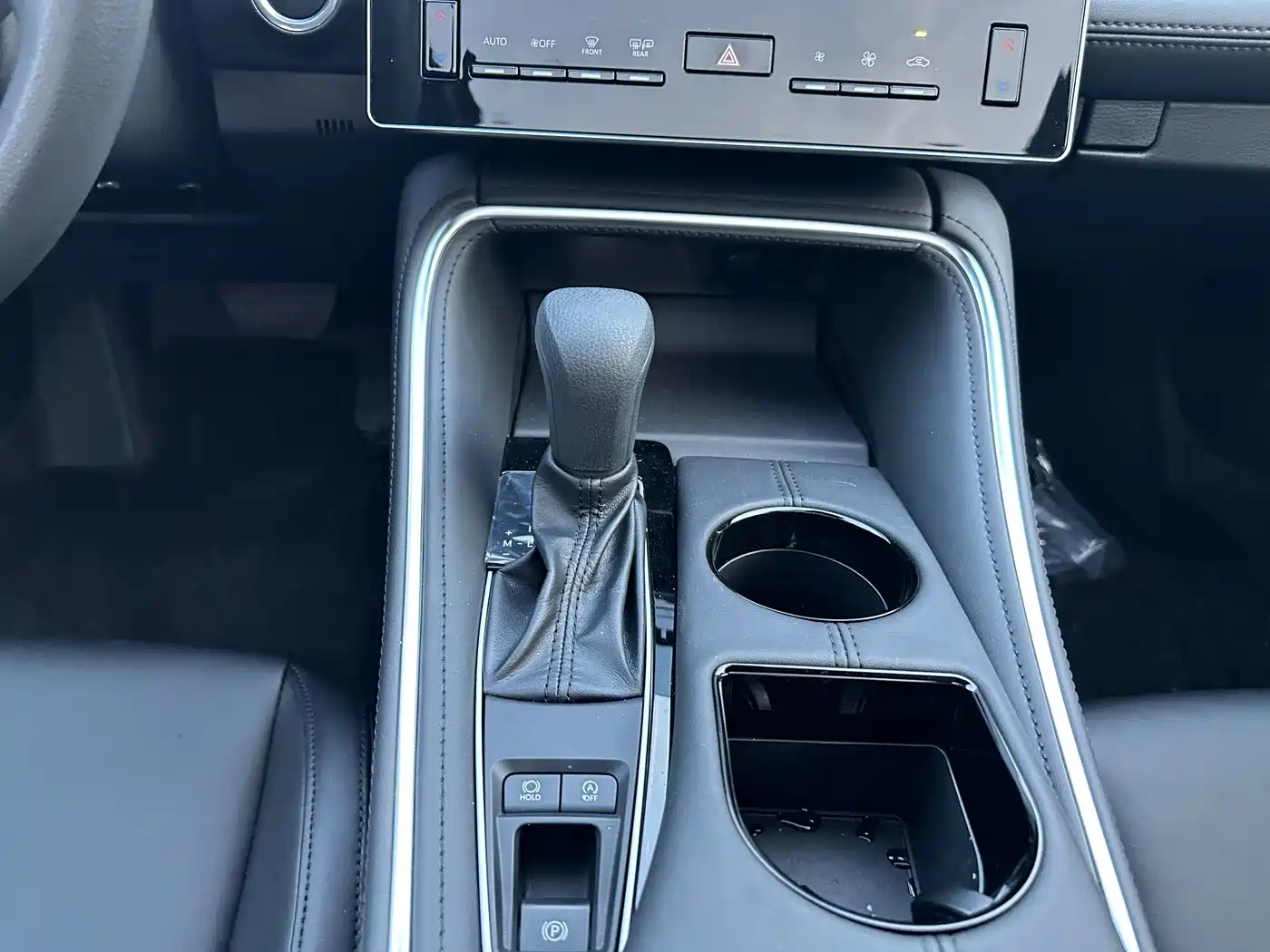 Toyota Avalon 2024 Model 2.0L Progressive Edition фото 13
