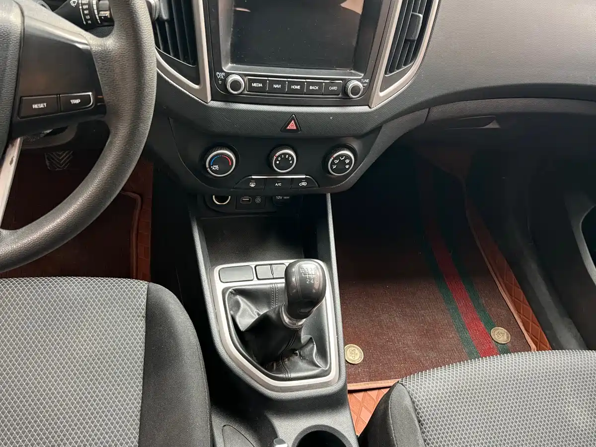 Hyundai Beijing Hyundai ix25 2015 1.6L Manual 2WD Fashion GS фото 5