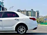 Фото 12 - Geely Vision