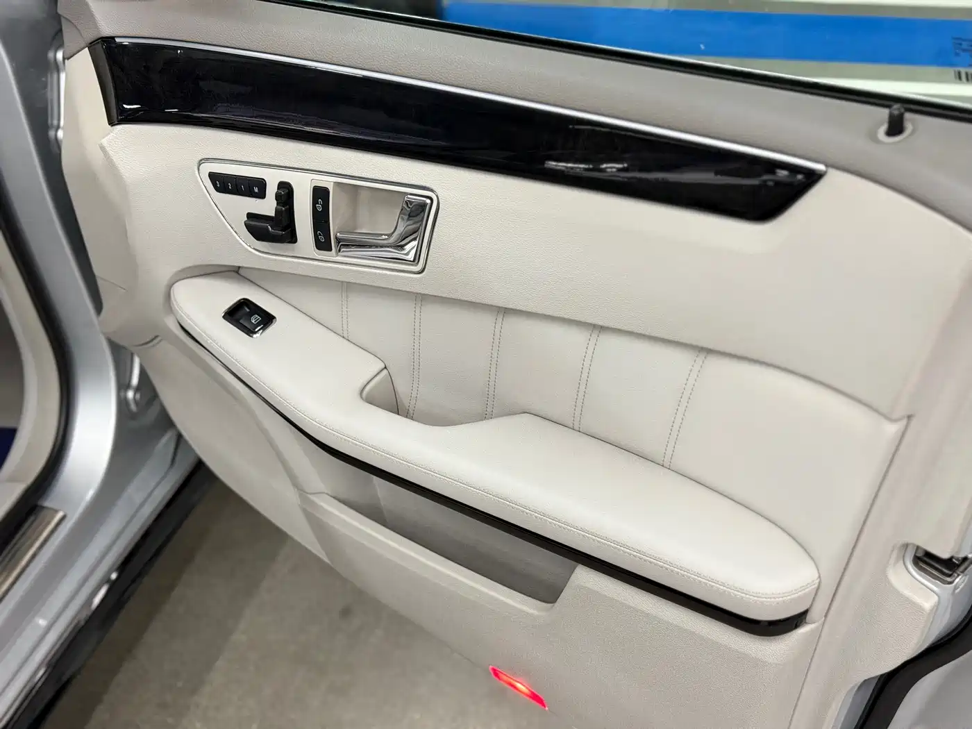 Mercedes-Benz E-Class (Import) 2010 E 200 CGI Elegance фото 9