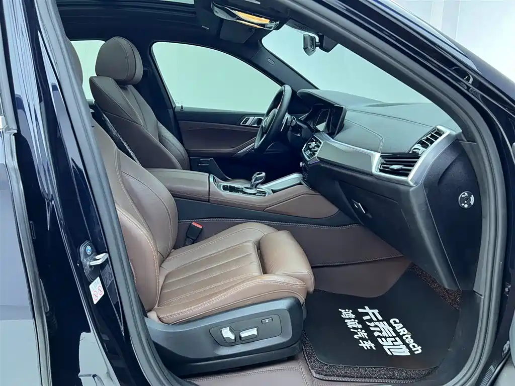 BMW X6 2021 xDrive30i M Sport Package фото 18