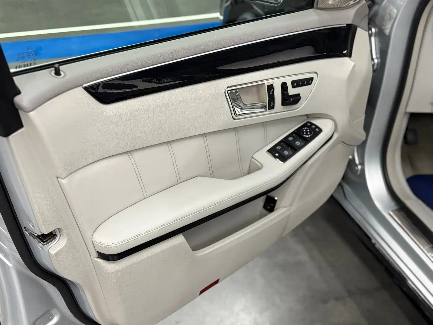 Mercedes-Benz E-Class (Import) 2010 E 200 CGI Elegance фото 13