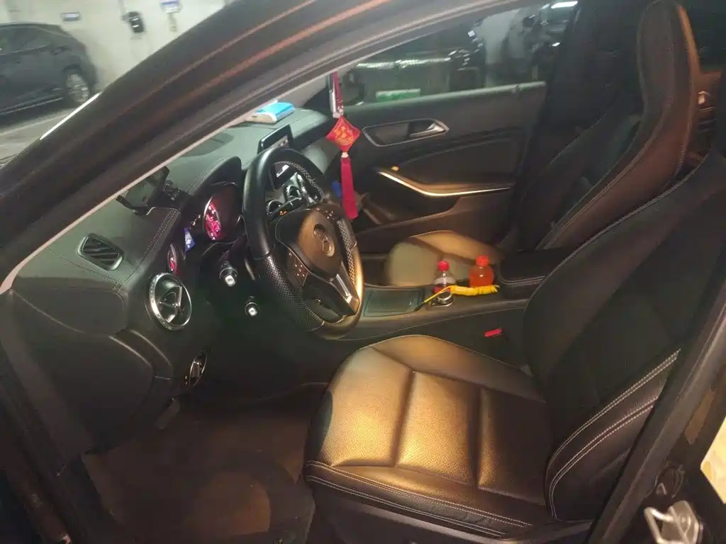 Mercedes-Benz GLA 2015 2015 GLA 220 4MATIC Fashion Edition