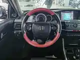 Photo 5 - Honda Accord
