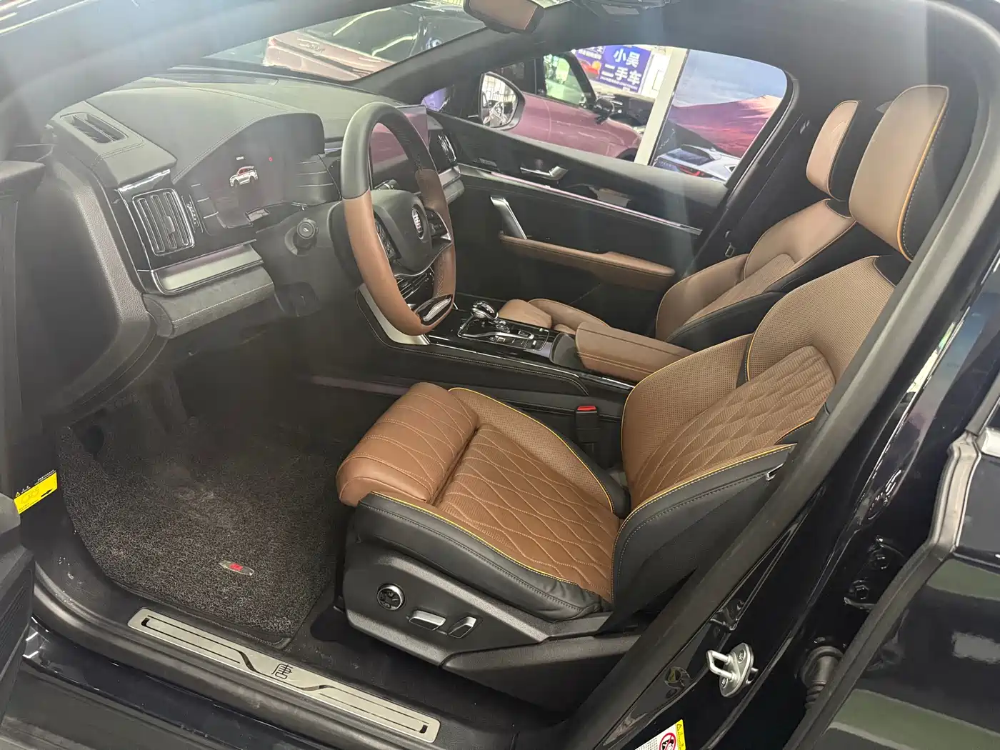 BYD Tang New Energy 2021 DM 2.0T AWD High Performance Genesis Flagship фото 10