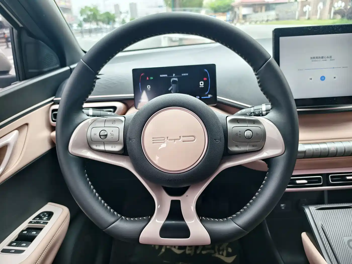 BYD Seagull 2024 Glory Edition 305km Freedom Edition фото 6