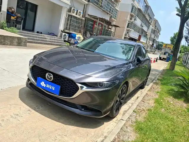 Mazda 3 Axela 2023