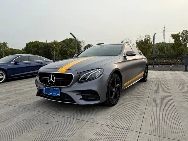 MERCEDES-BENZ E CLASS