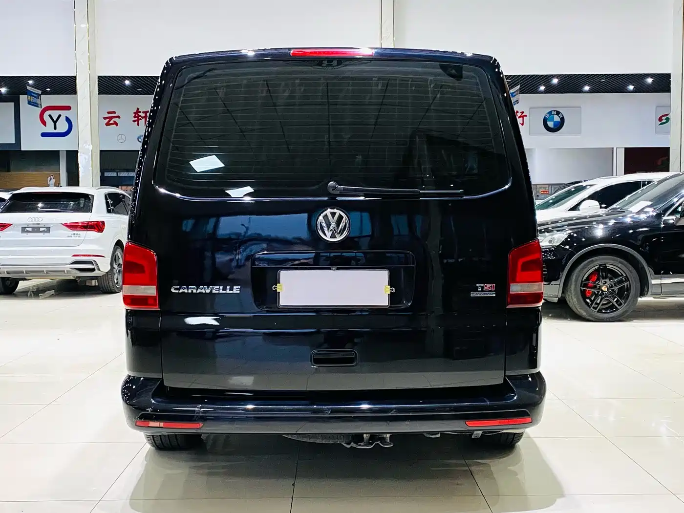 Volkswagen Caravelle 2015 2.0TSI 4WD Comfort фото 5