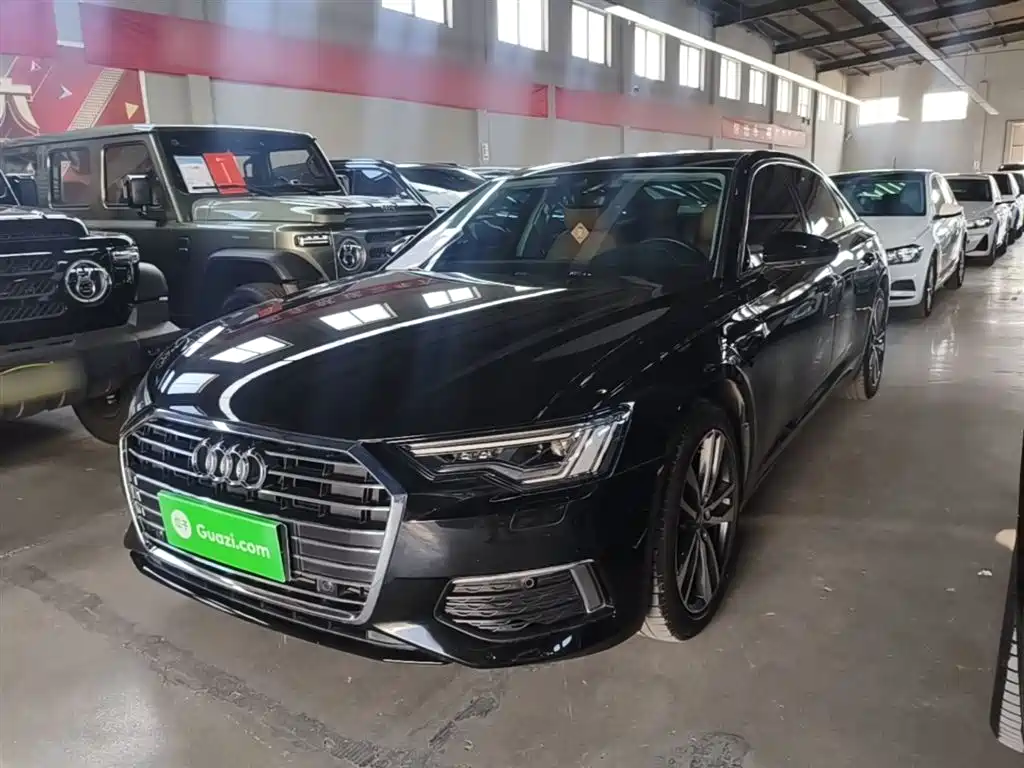 Audi A6L 2021 45 TFSI Exclusive Elegance фото 2