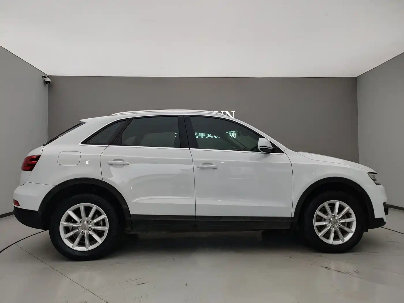 Audi Q3 2015 35 TFSI Millionth Anniversary Intelligent Leader фото 4