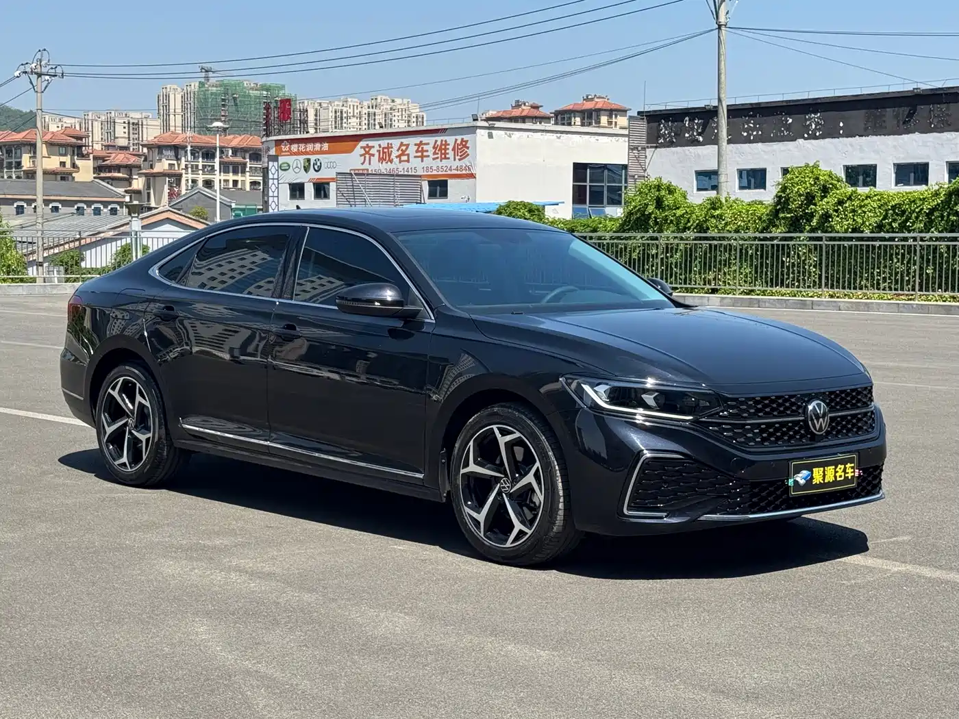 Volkswagen Passat 2025 Outstanding 330TSI Starlight Elite Edition фото 3