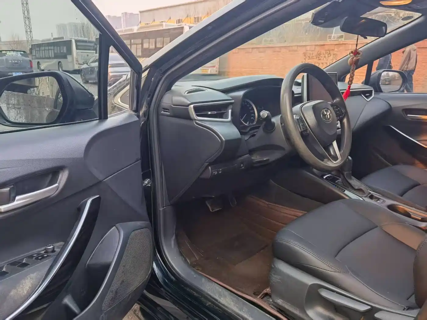 Toyota Levin 2019 Dual Engine 1.8H E-CVT Luxury Edition China V фото 8