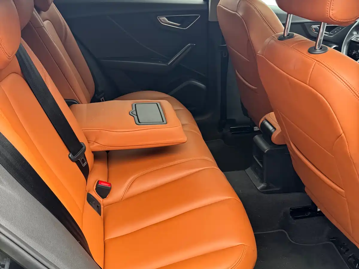 Audi Q2L 2018 35 TFSI Launch Exclusive Edition China VI фото 16