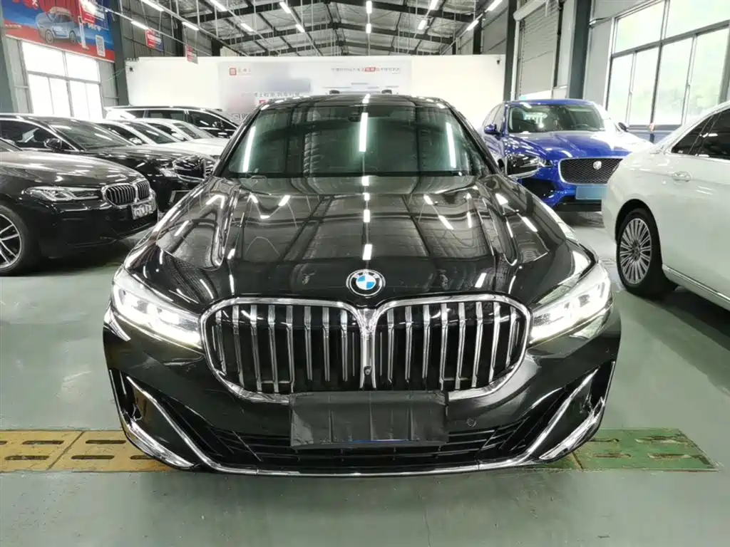 BMW 7 Series 2019 Facelift 740Li Leading Luxury Package фото 3