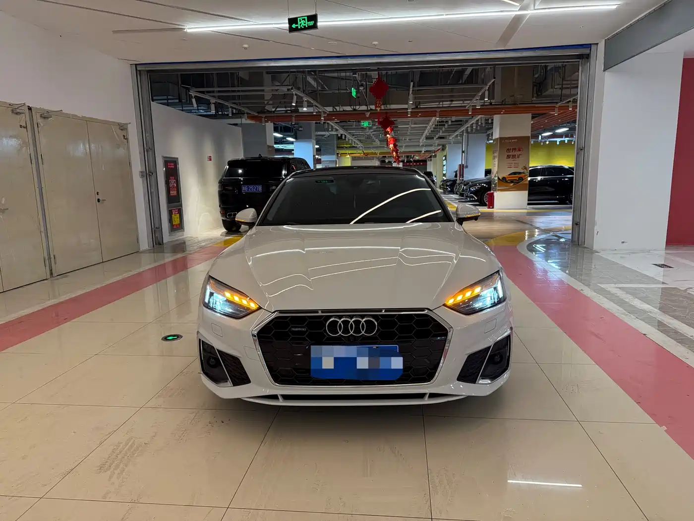 Audi A5 (Import) 2023 Sportback 40 TFSI quattro Luxury Dynamic фото 2