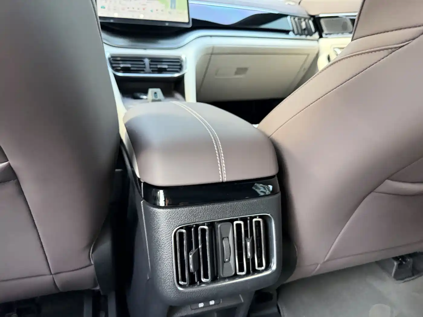 BYD Song PLUS PHEV 2025 EV Smart Driving Edition 520km Luxury фото 14