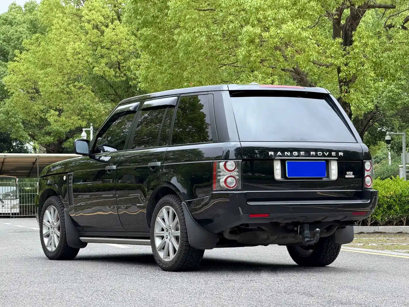 Land Rover Range Rover 2011 5.0 NA V8 HSE фото 4