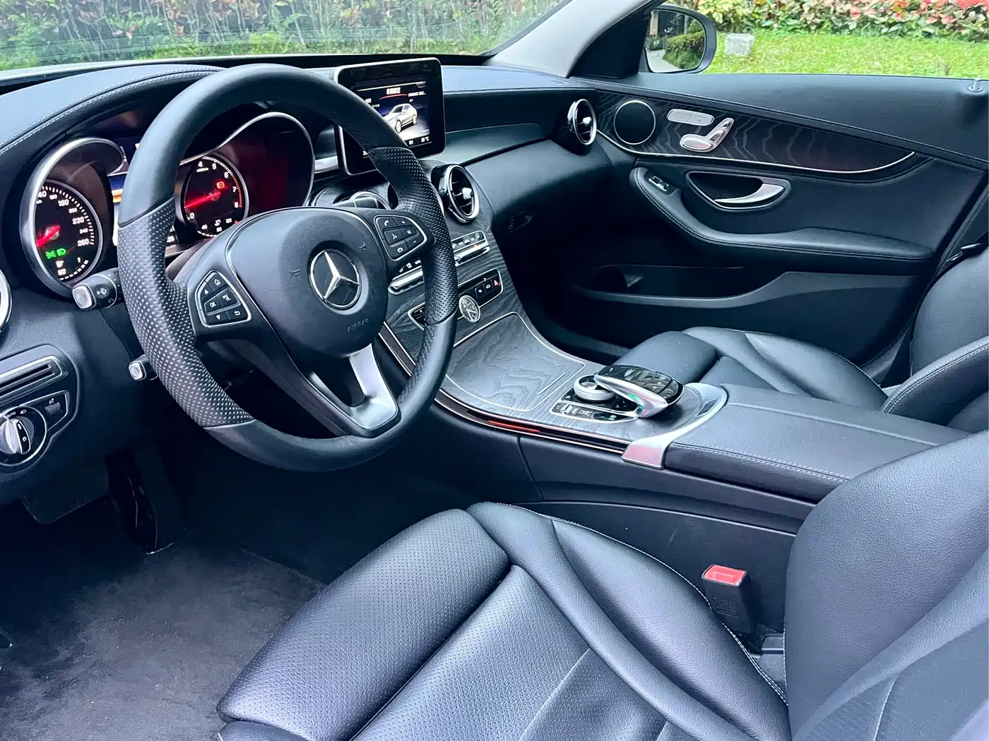 Mercedes-Benz C-Class 2017 C 200 L Sport фото 9