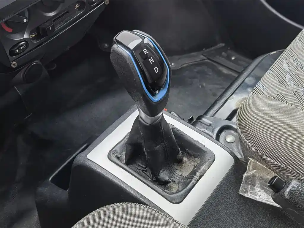 Dongfeng Ruitaite EM10