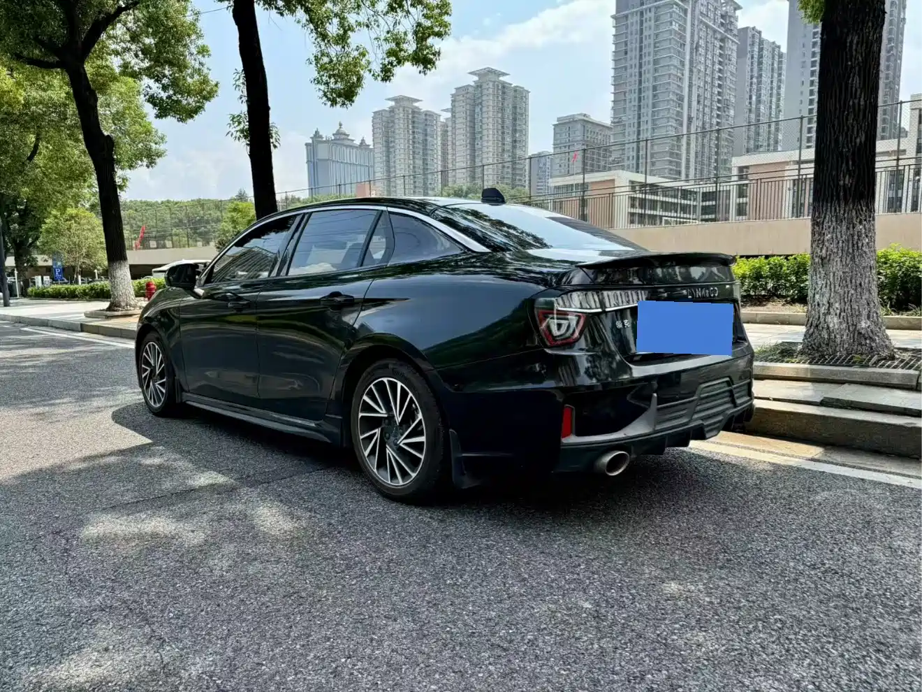 Lynk & Co 03 2019 2.0TD Auto Power Version фото 8