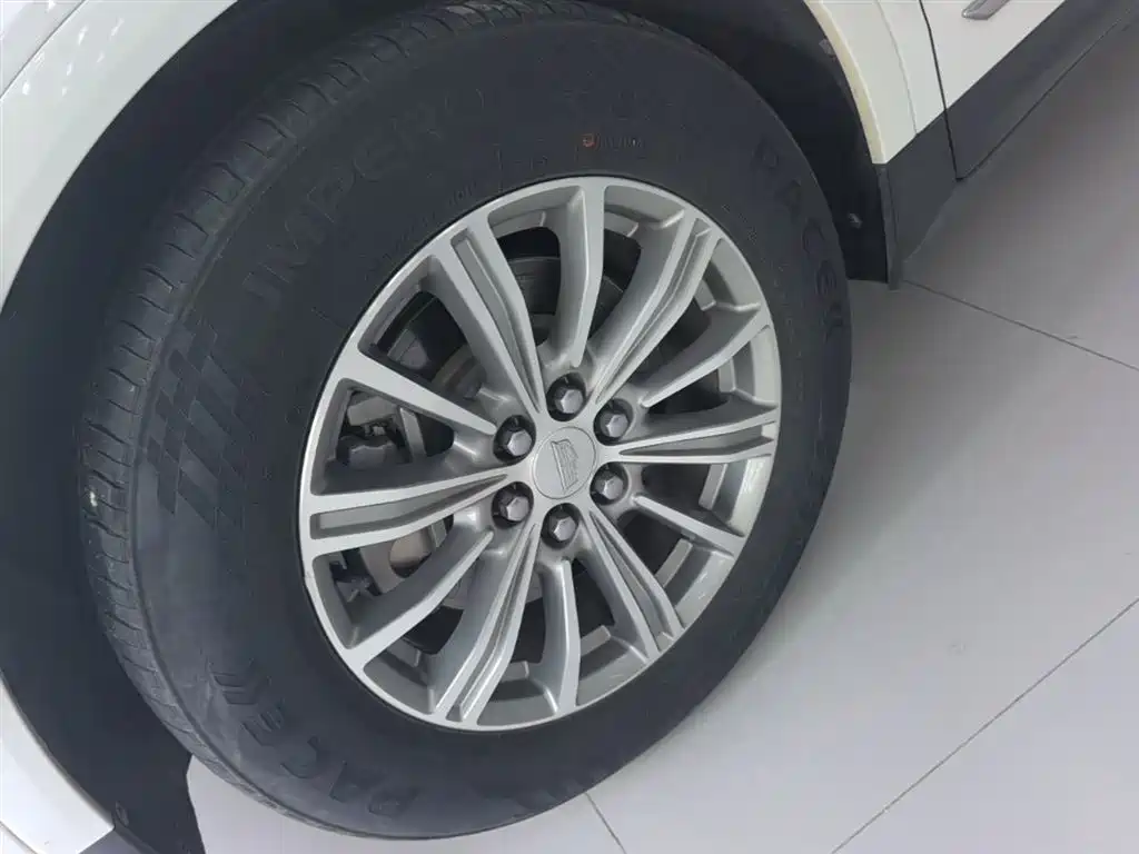 Cadillac XT5 2018 25T Luxury фото 23