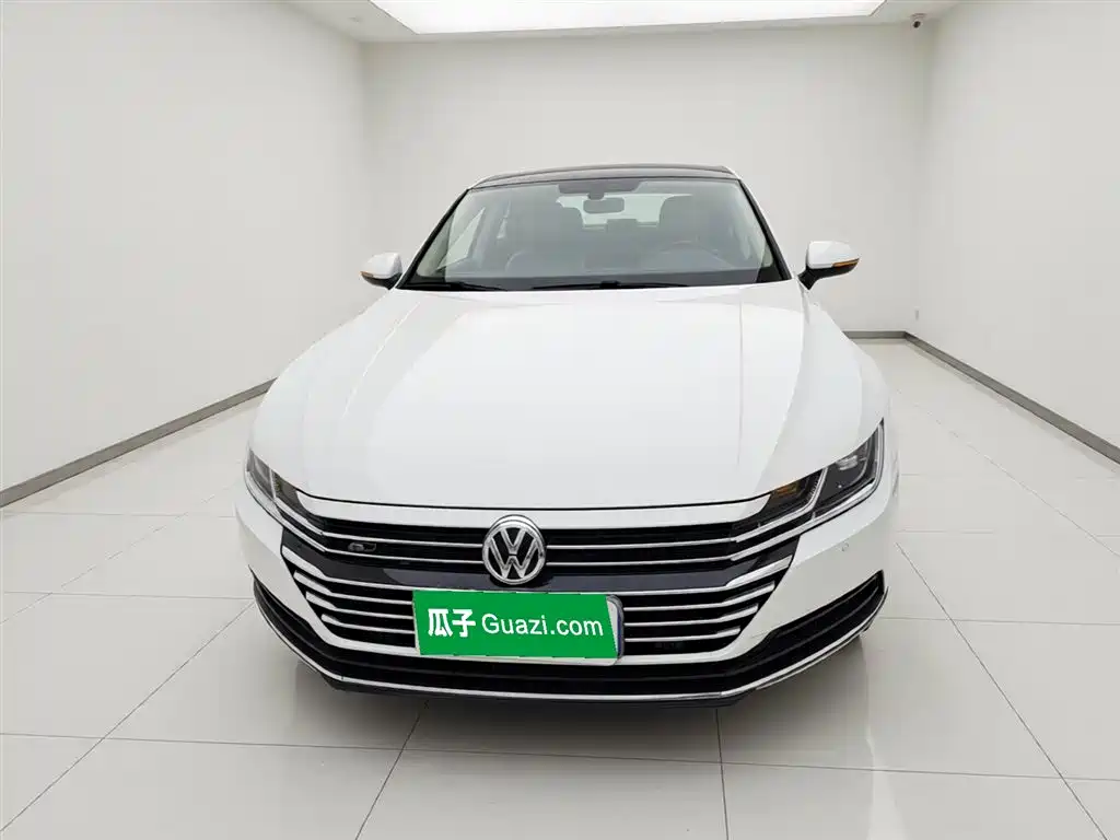 Volkswagen FAW-Volkswagen CC 2019 330TSI Elegance Edition China VI фото 3