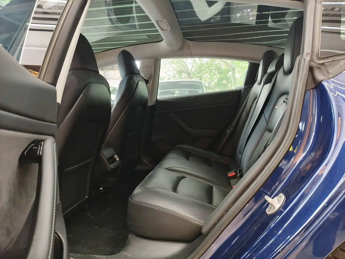 TESLA MODEL 3 (IMPORTED)