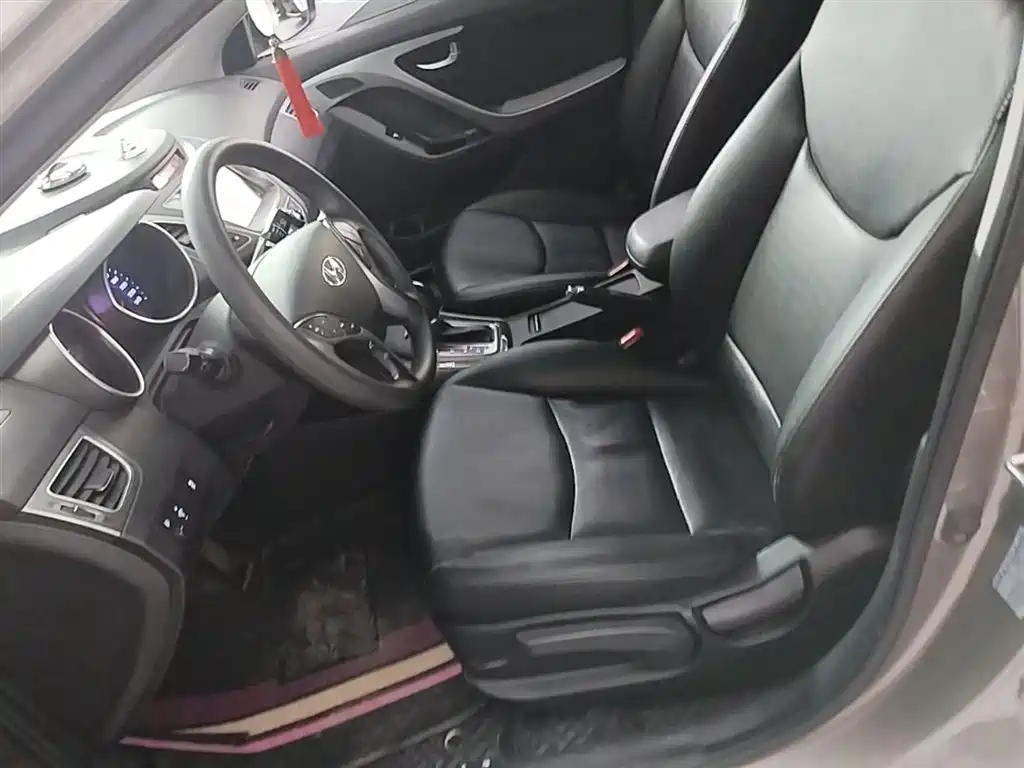 Hyundai Langdong 2016 1.6L Automatic Premium Edition фото 15