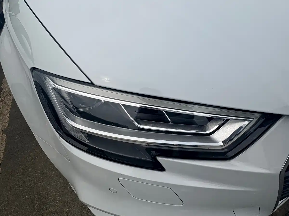 Audi A3 2019 Sportback 35 TFSI Progressive China VI фото 4