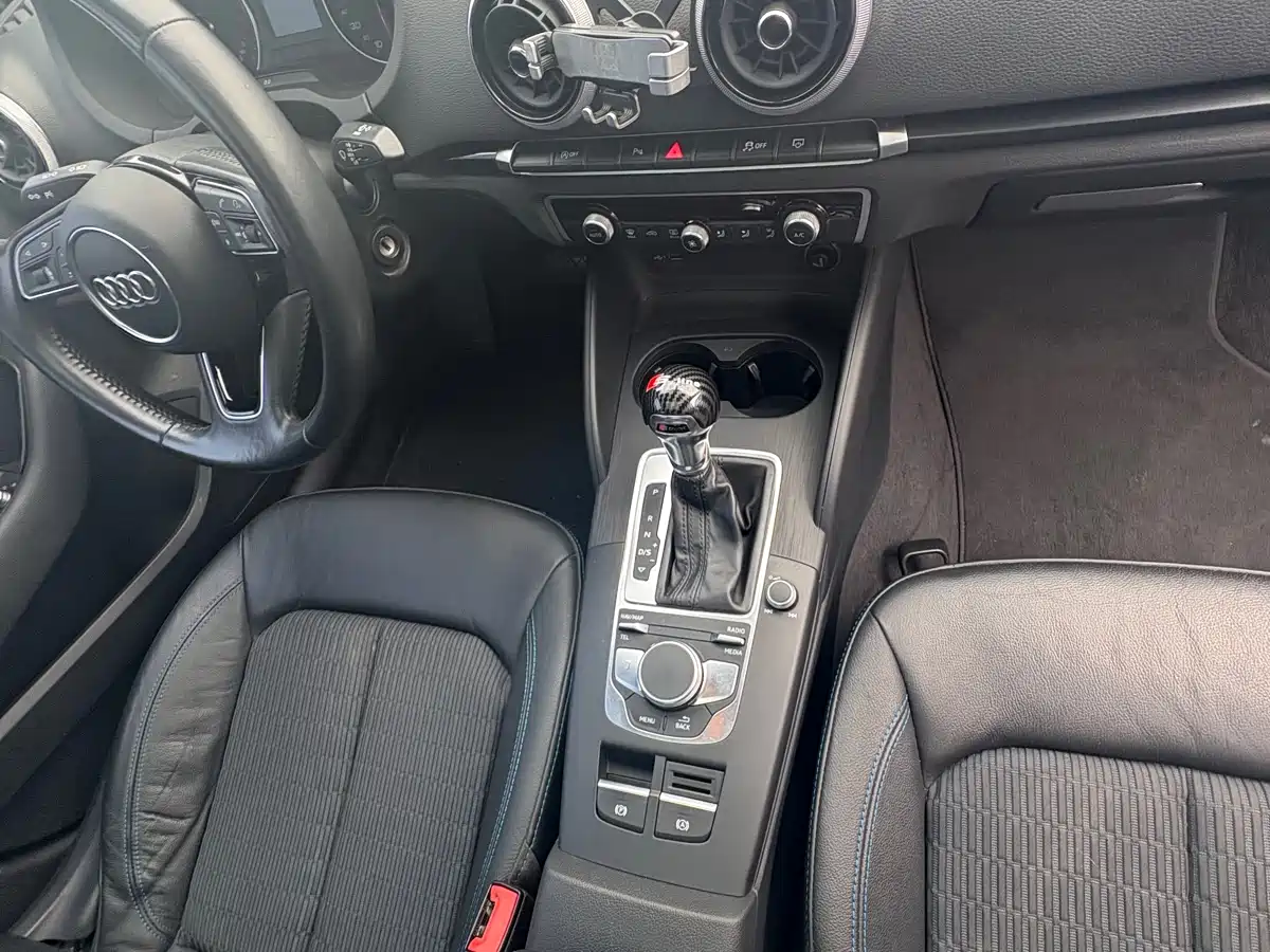 Audi A3 2019 Sportback 35 TFSI Progressive China VI фото 8