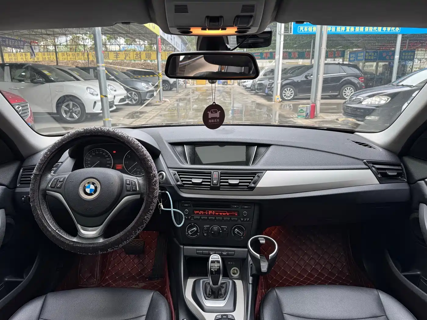 BMW X1 2014 sDrive18i Fashion Edition фото 6