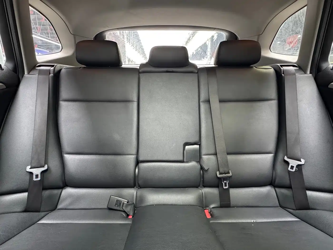 BMW X1 2014 sDrive18i Fashion Edition фото 12