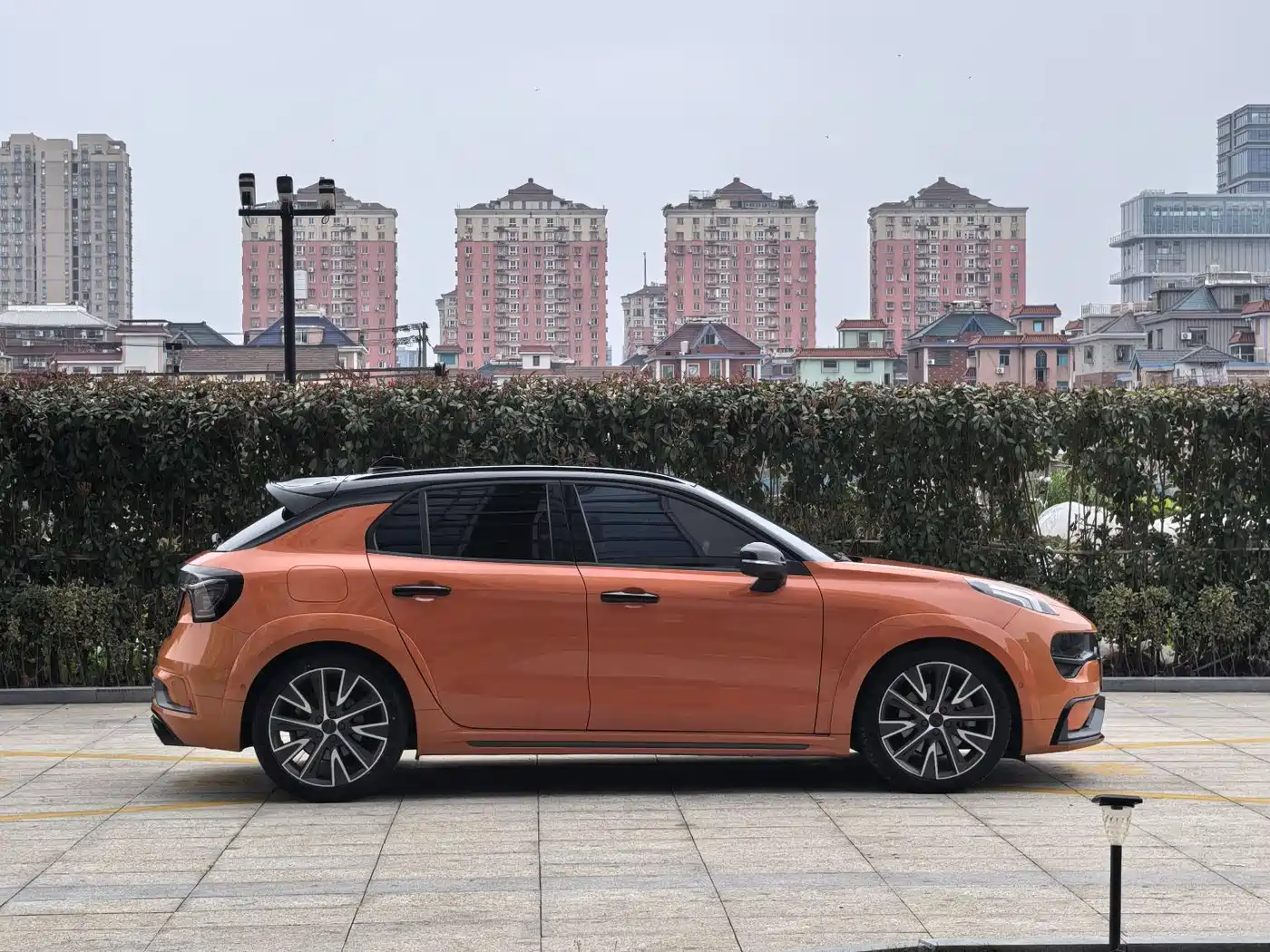 LYNK & CO. 02 HATCHBACK