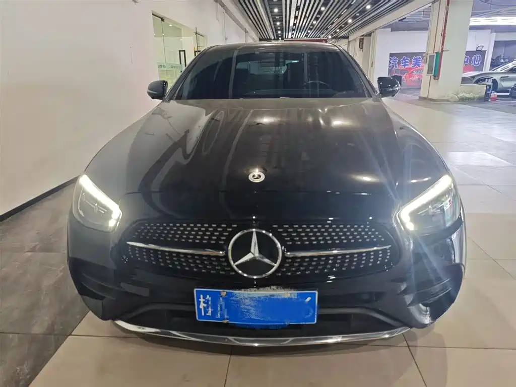 Mercedes-Benz E-Class 2023 E 300 L Sport Luxury фото 2