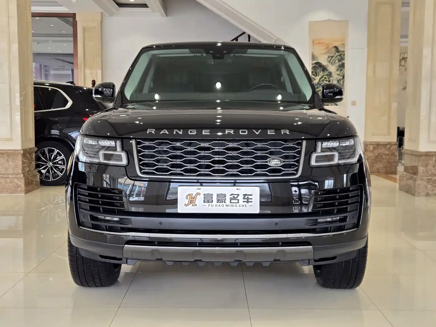 Land Rover Range Rover 2022 3.0 L6 360PS Golden Age Edition фото 2