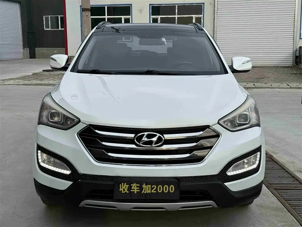 Hyundai Santa Fe 2013 2.0T Automatic AWD Premium