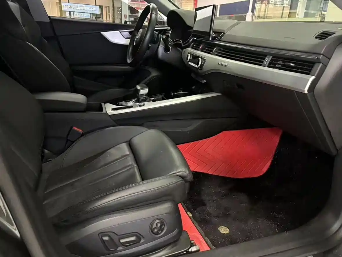 Audi A5 (Import) 2022 Sportback 40 TFSI Fashion Elegance фото 6