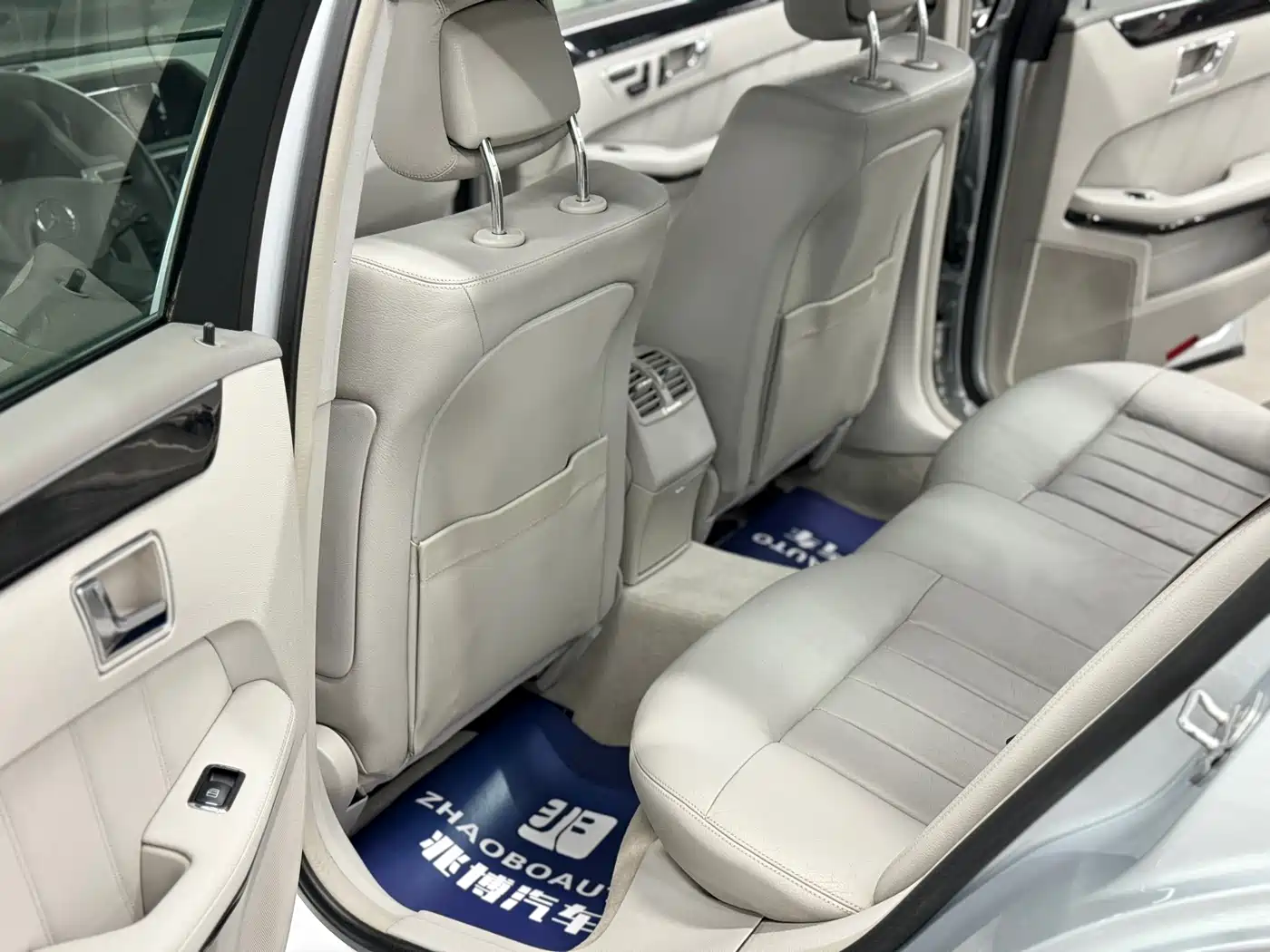 Mercedes-Benz E-Class (Import) 2010 E 200 CGI Elegance фото 12