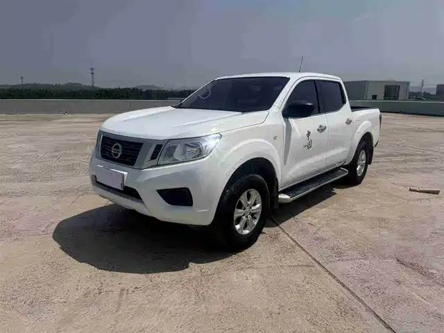 Nissan Navara 2.5L, механическая коробка, Моноприводный Комфорт, QR25, экокласс Китай VI