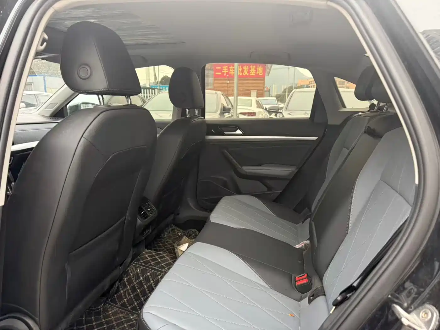 Volkswagen Lavida 2024 Model 1.5L Automatic Starlight 5 Million Edition фото 5