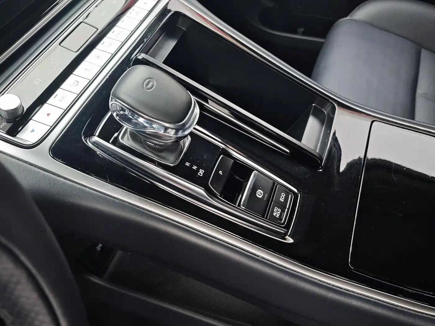 GAC Trumpchi Trumpchi M8 2021 Leading Show Series 390T Premium Edition фото 32