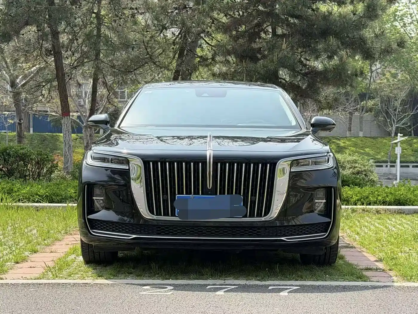  HONGQI H9