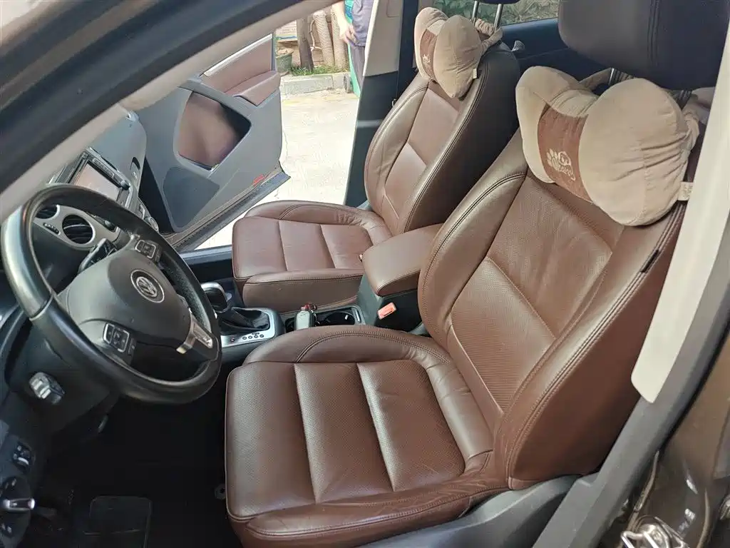 Volkswagen Tiguan 2015 1.8TSI Automatic 2WD Highline фото 8