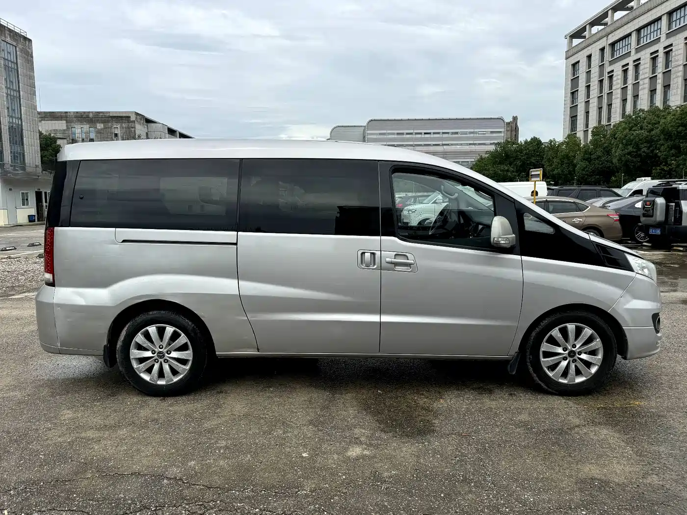 JAC Motors Refine M5 2015 2014 Color Tour 2.0T Gasoline Manual Executive