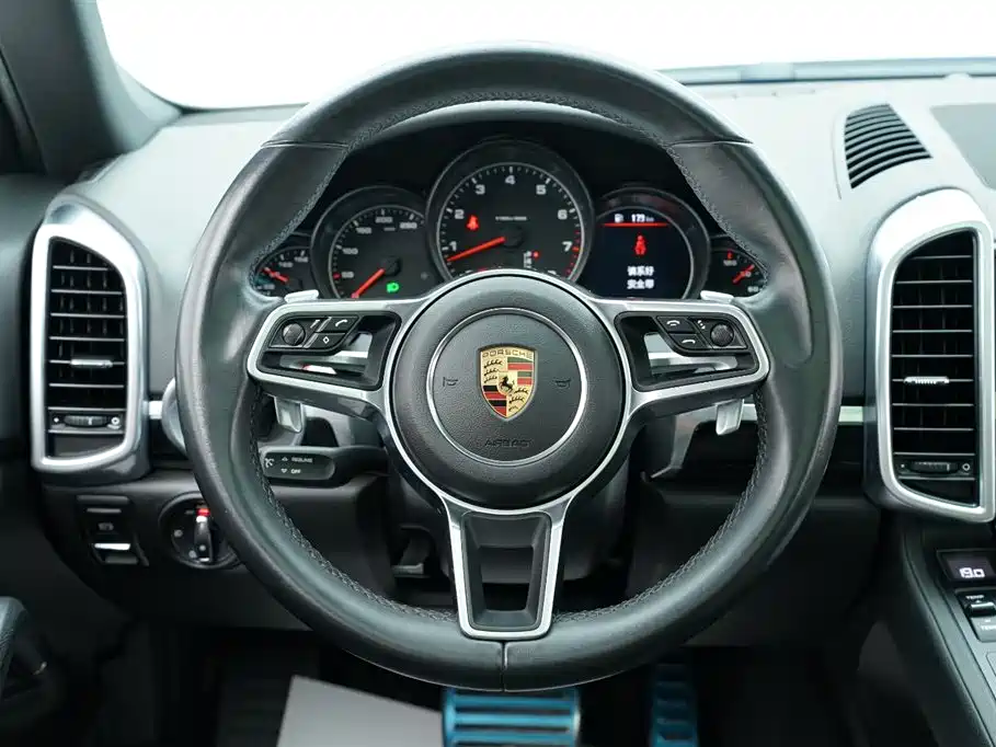Porsche Cayenne 2016 Cayenne 3.0T фото 9