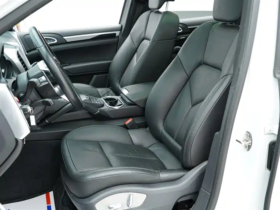 Porsche Cayenne 2016 Cayenne 3.0T фото 10