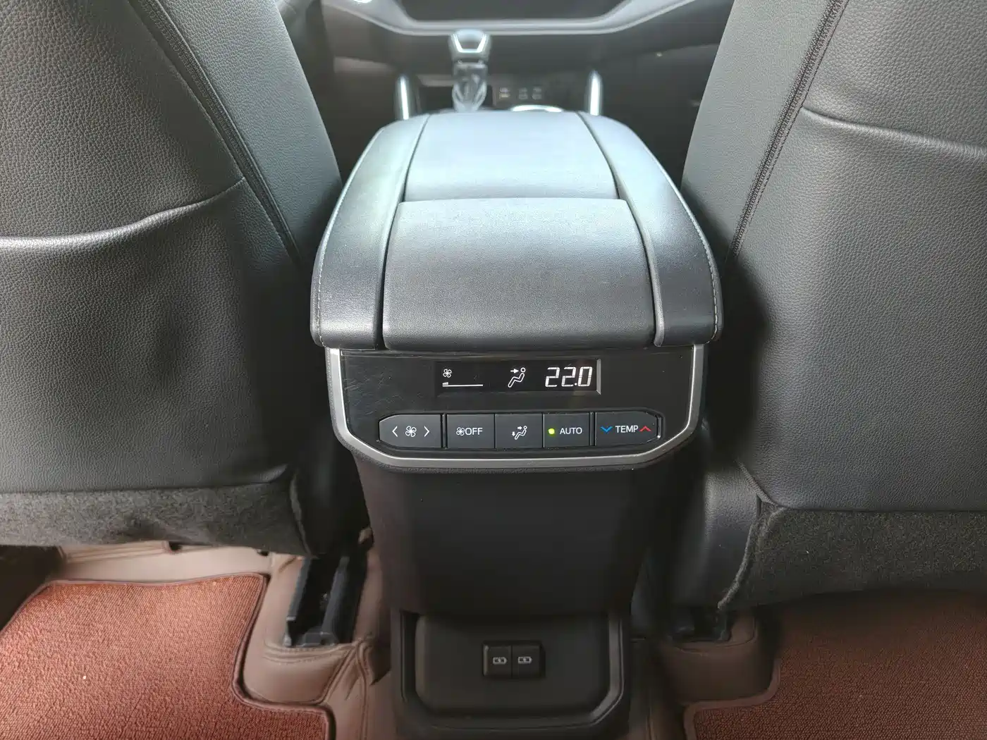 TOYOTA CROWN LUFANG